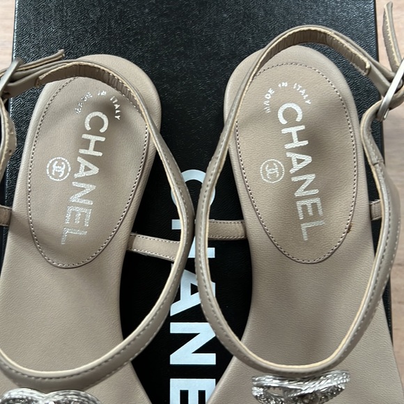 Chanel Lambskin Crystal CC Thong Sandals, Size 36 - Picture 9 of 11